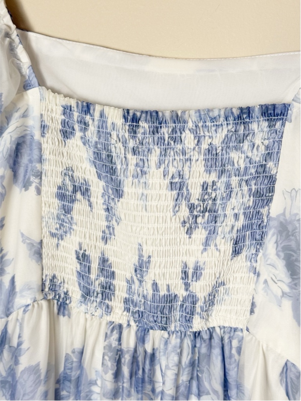 Abercrombie Emerson Angel Sleeve
Midi Dress in Blue Floral M - Picture 9 of 11